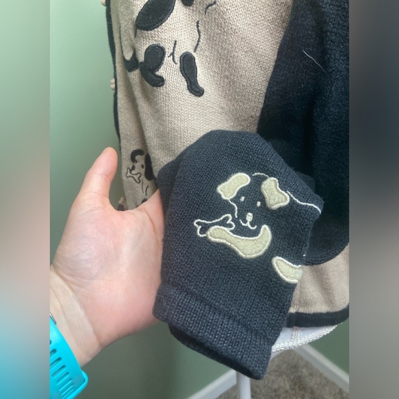 Vintage Christopher Banks Sweater Womens Medium Dog Embroidered 2004 Cute Bones - Picture 6 of 14